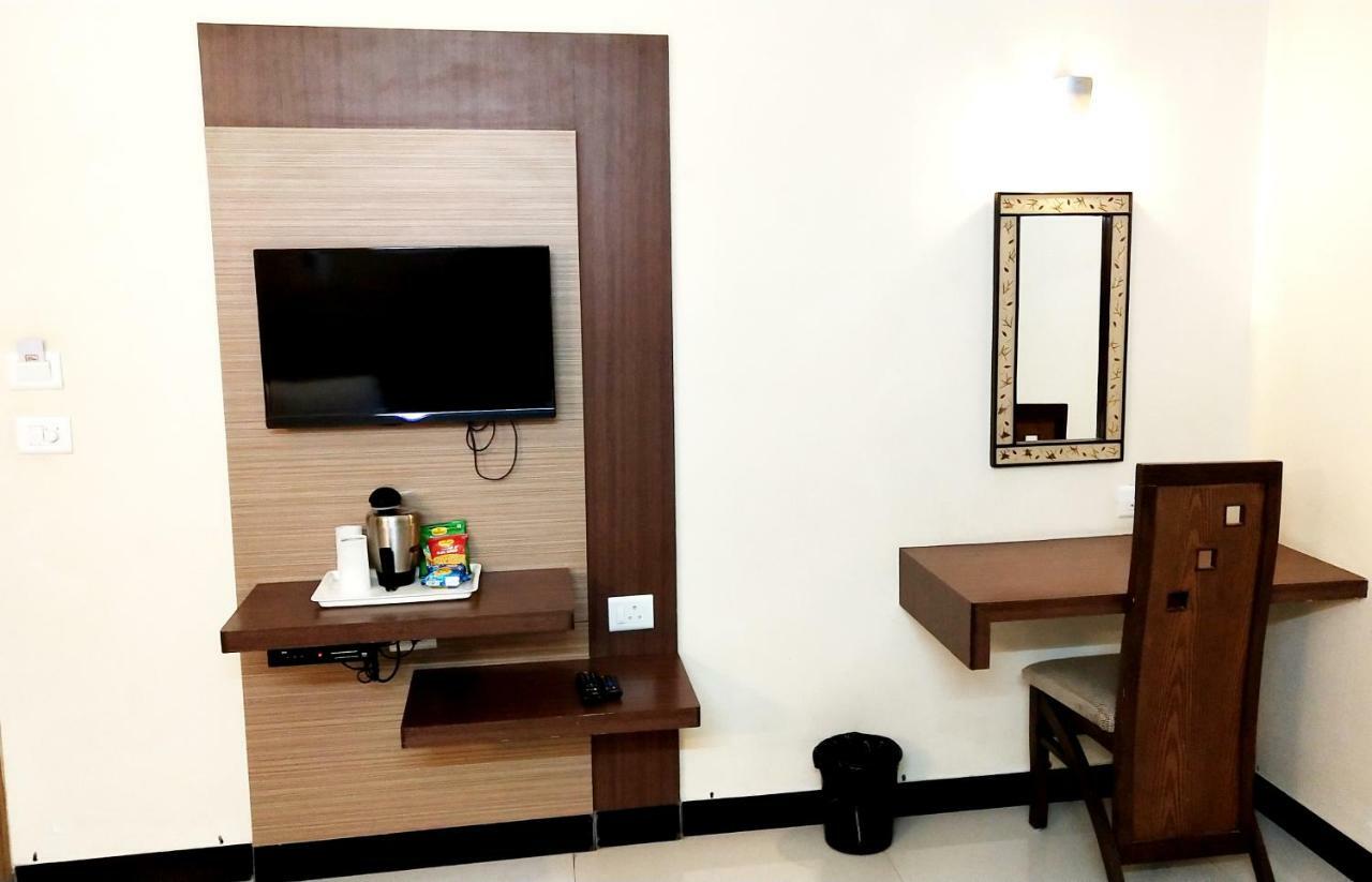 The Pioneer Visakhapatnam Exterior foto